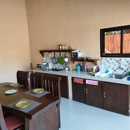 The Jade Garden - Your Home In Gili Air New House! 외부 사진